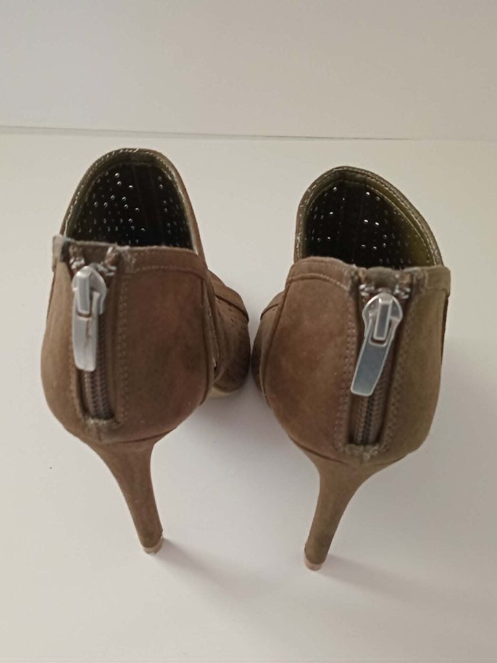 Women's Bootie Sandal Heels Christian Siriano Green Open Shoes - size 5 - Picture 8 of 9